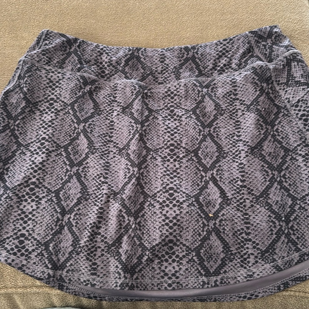 DSG Women’s Mid Rise Skort Black Grey Size XL Stretch (TD)